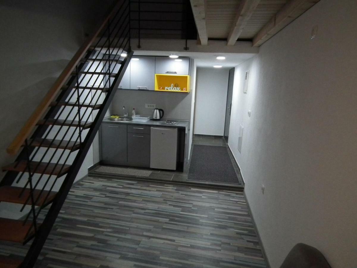 City View Apartment Mostar Bagian luar foto